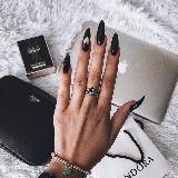 LA MIA MANICURE