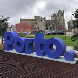 Ausflüge nach Porto und in den Norden. Auswanderung nach Portugal