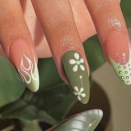 Diseño de uñas manicura 2022.