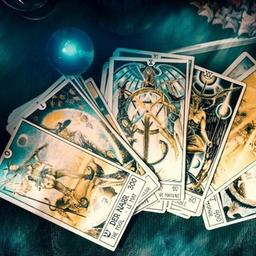 ♦️TAROT♠️RUNAS♥️MAGIA♣️