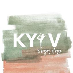 Giornata dello yoga a Kiev