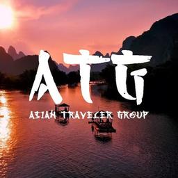 Gruppo di viaggiatori asiatici